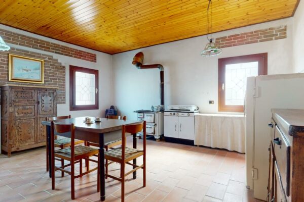 Casa-affiancata-dal-carattere-unico-San-Martino-di-Lupari-PD-MEL36-05152024_114301